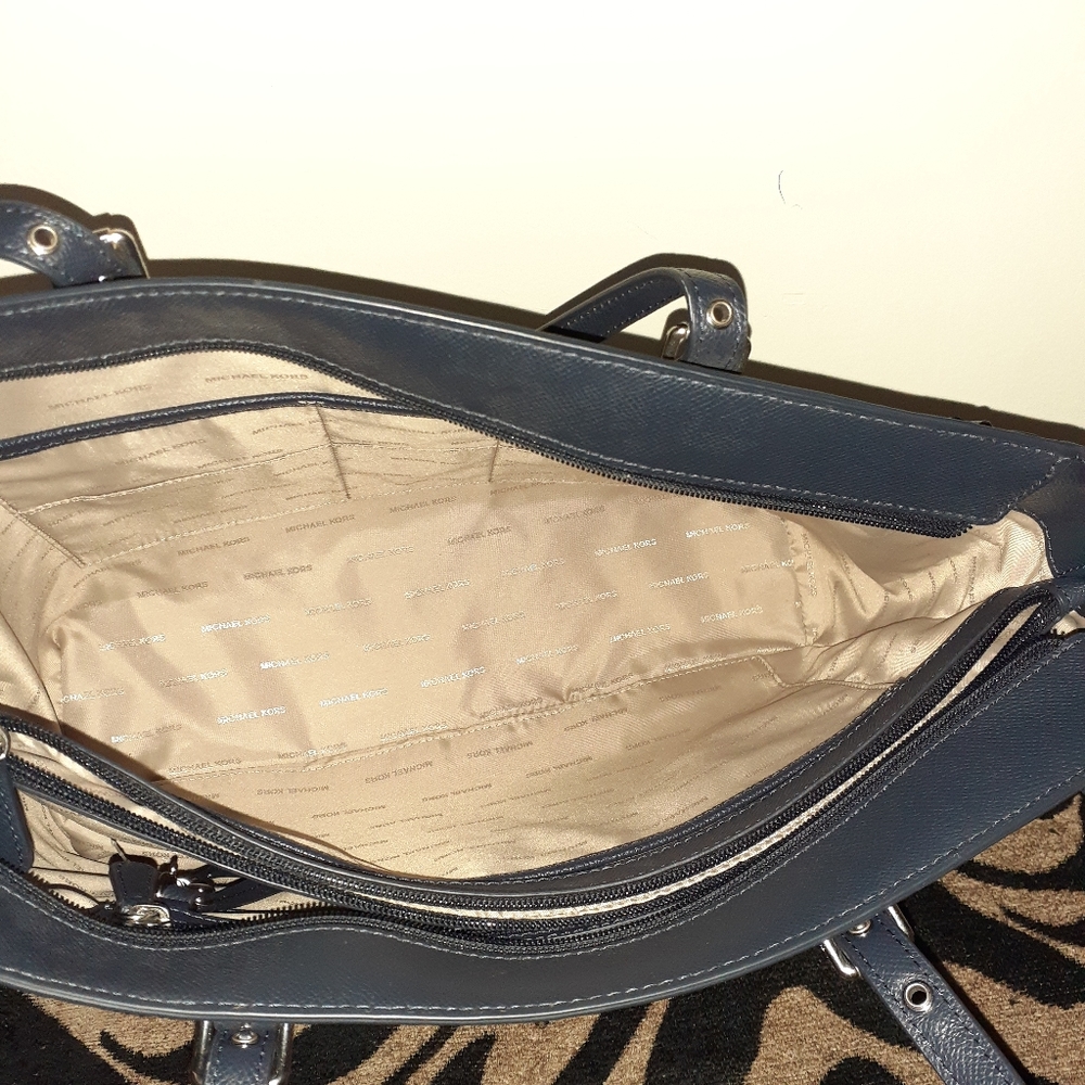 Michael Kors tote